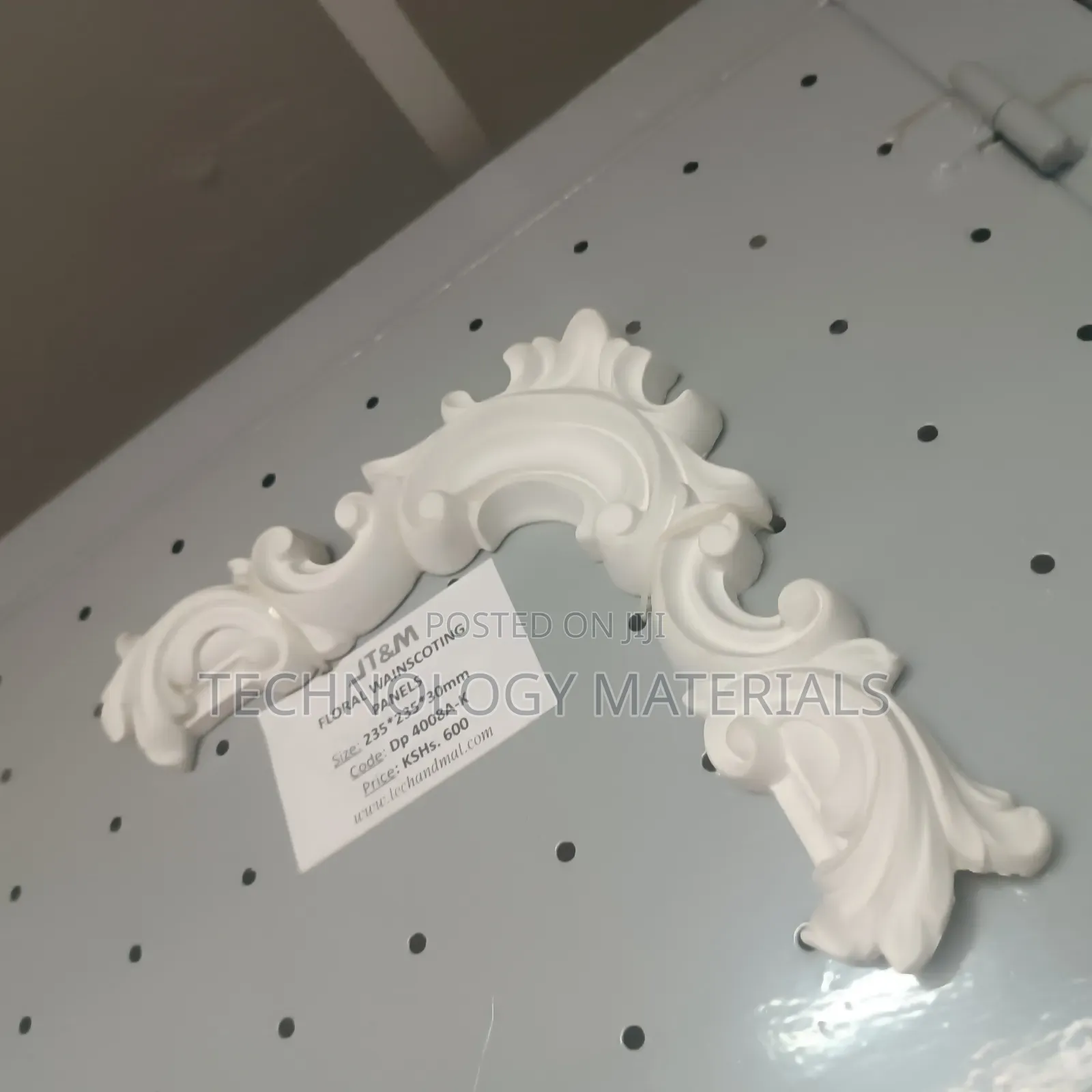 PU Floral Wainscot