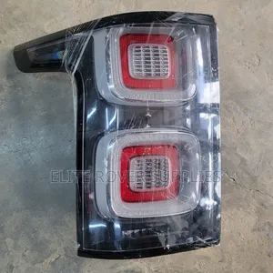 Range Rover Vogue 2018 Autobiography Taillight 
LHS