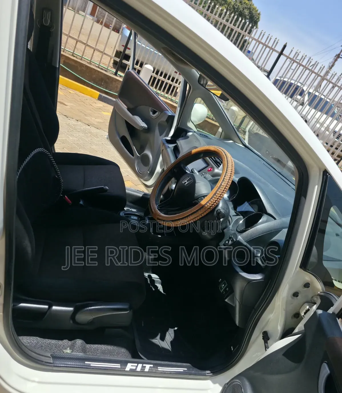 Honda Fit Shuttle 2015 Pearl
