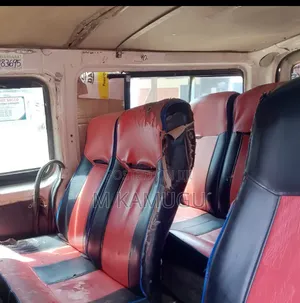 Toyota HiAce 2012 White