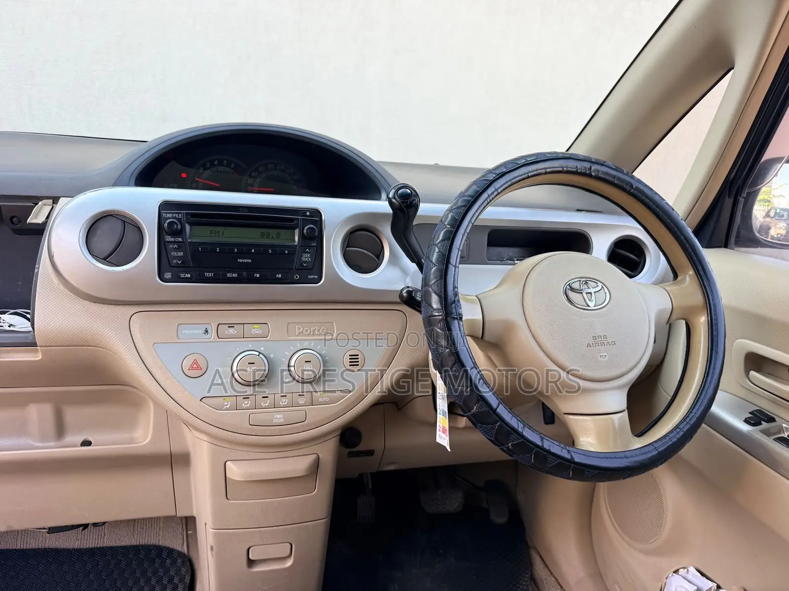 Toyota Porte 2008 Silver