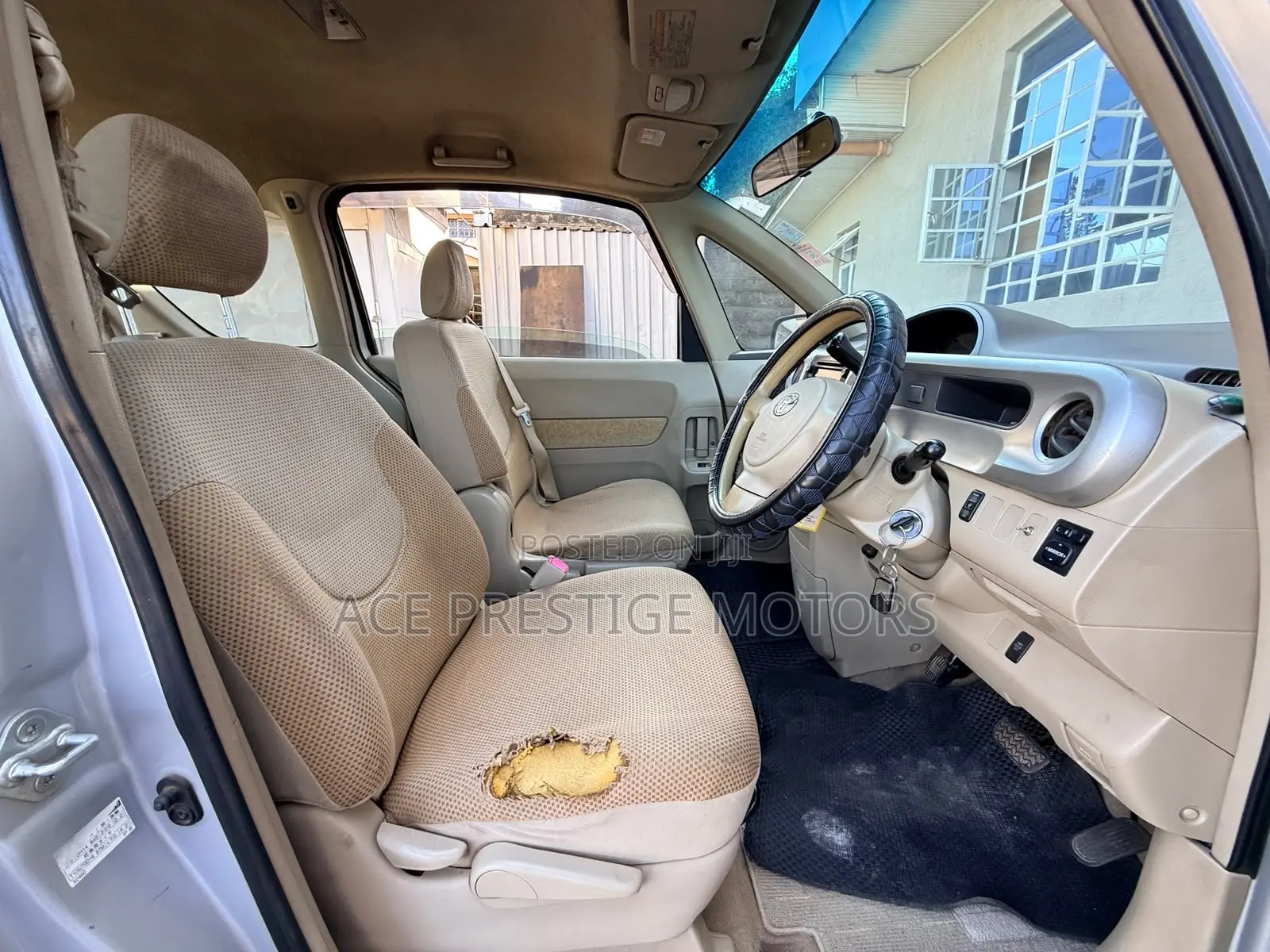 Toyota Porte 2008 Silver