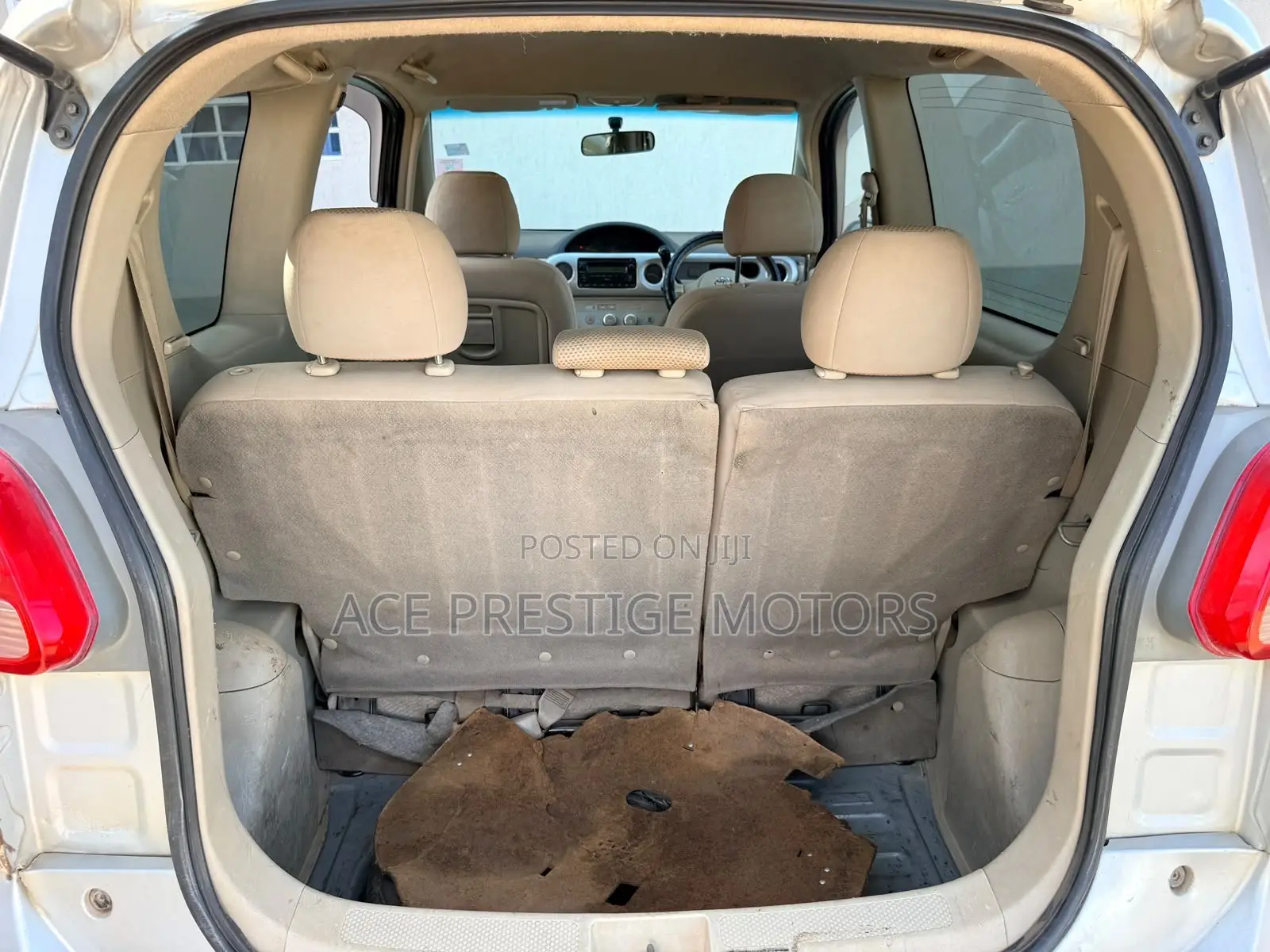 Toyota Porte 2008 Silver