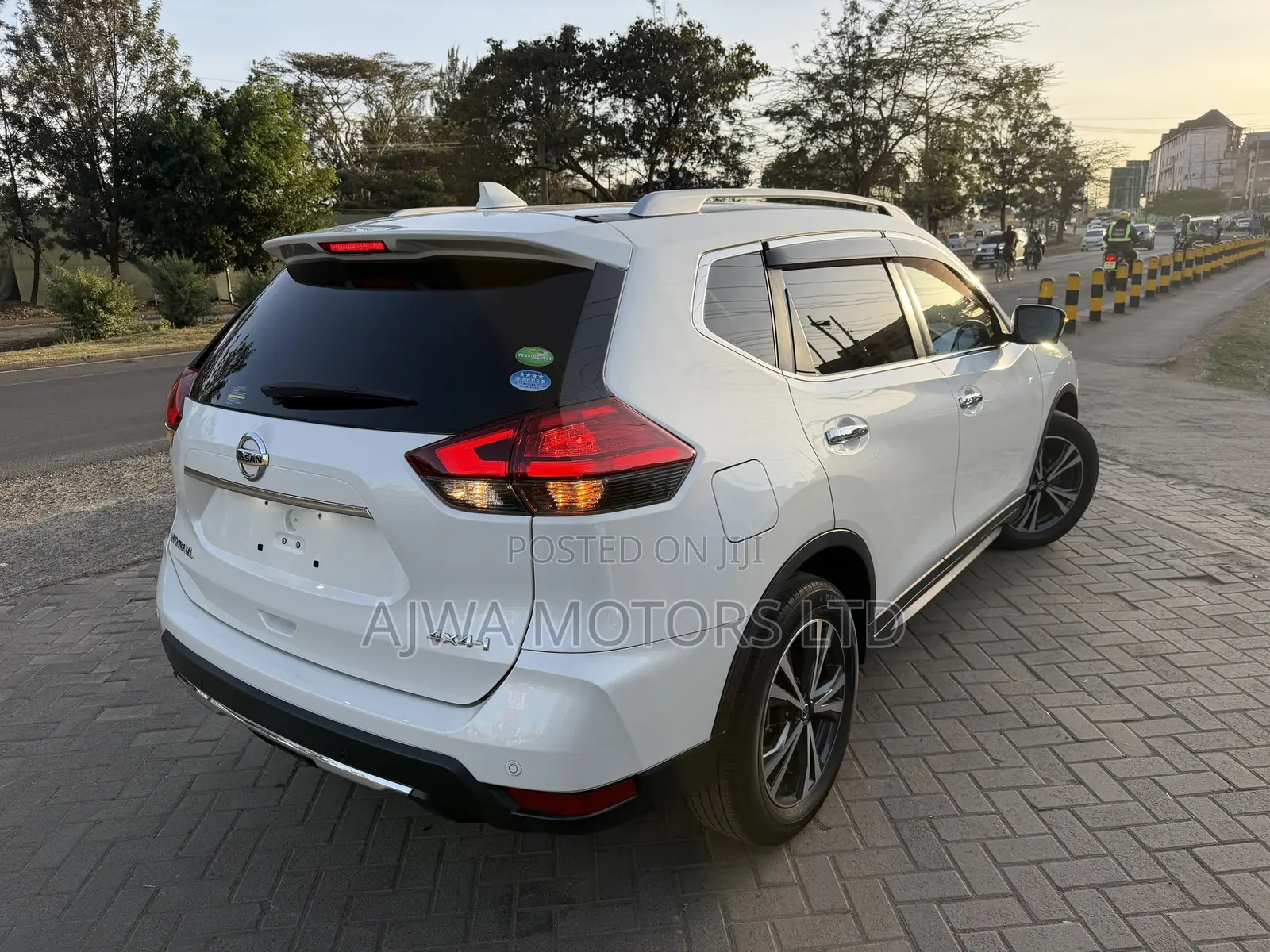 Nissan X-Trail 2.0 Petrol AWD 2019 White