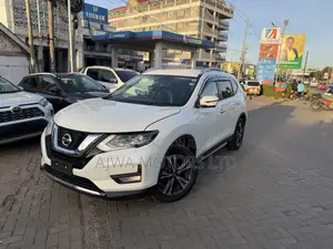 Nissan X-Trail 2.0 Petrol AWD 2019 White