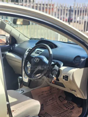 Toyota Belta 2008 Blue