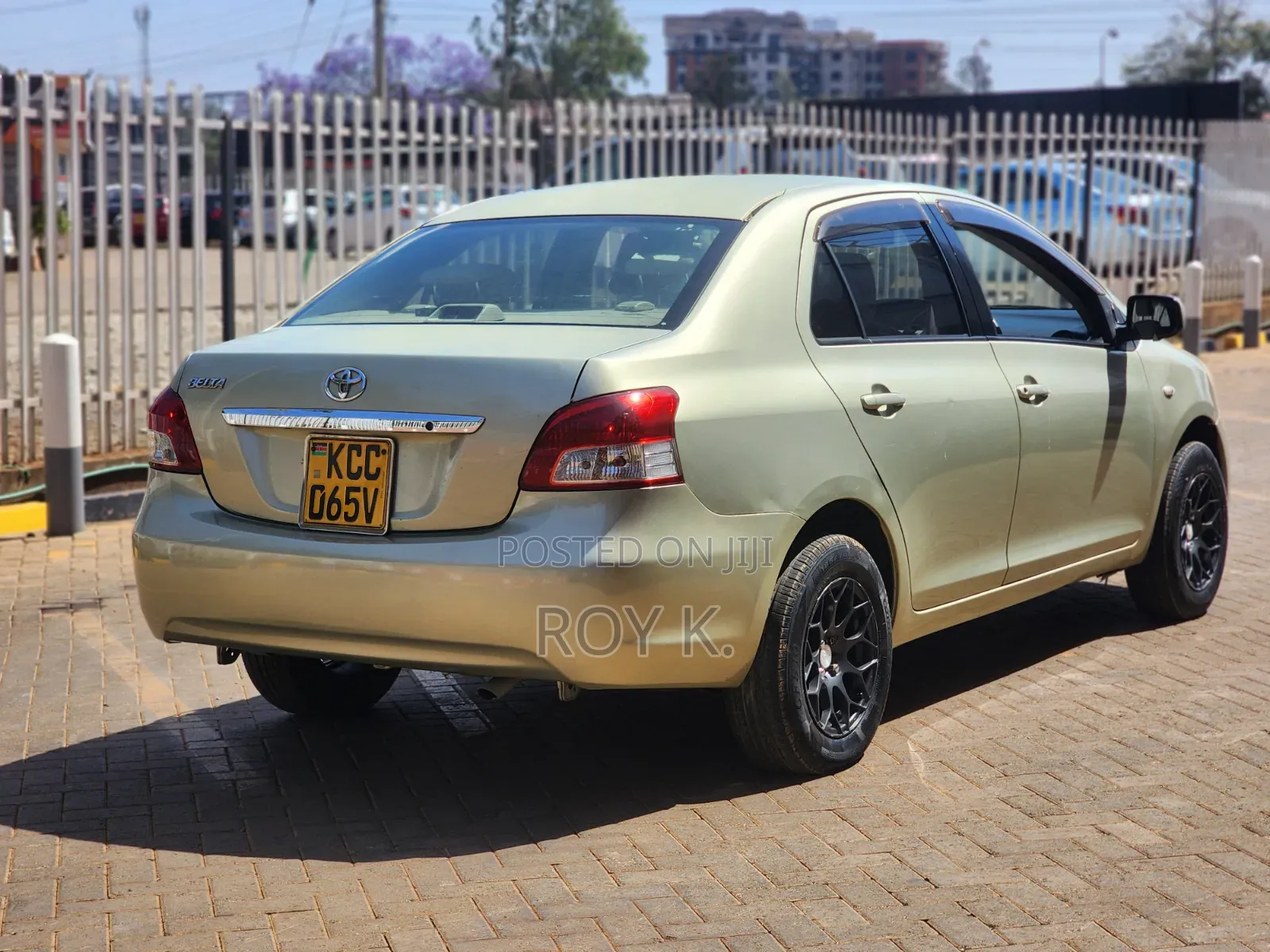 Toyota Belta 2008 Blue