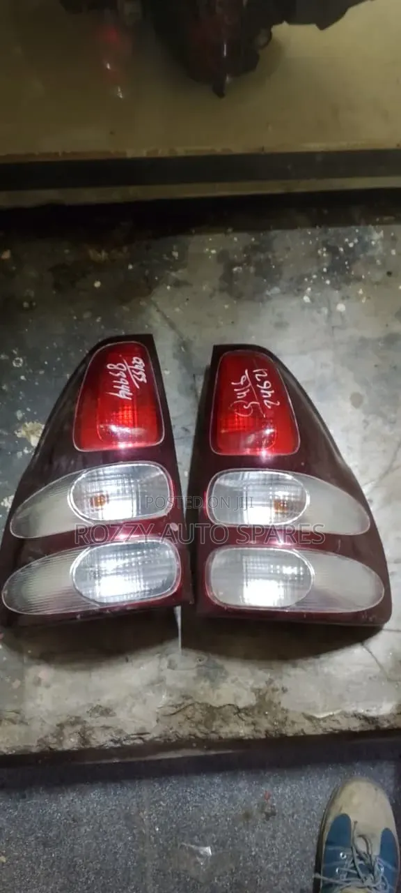 Prado 120 Taillight