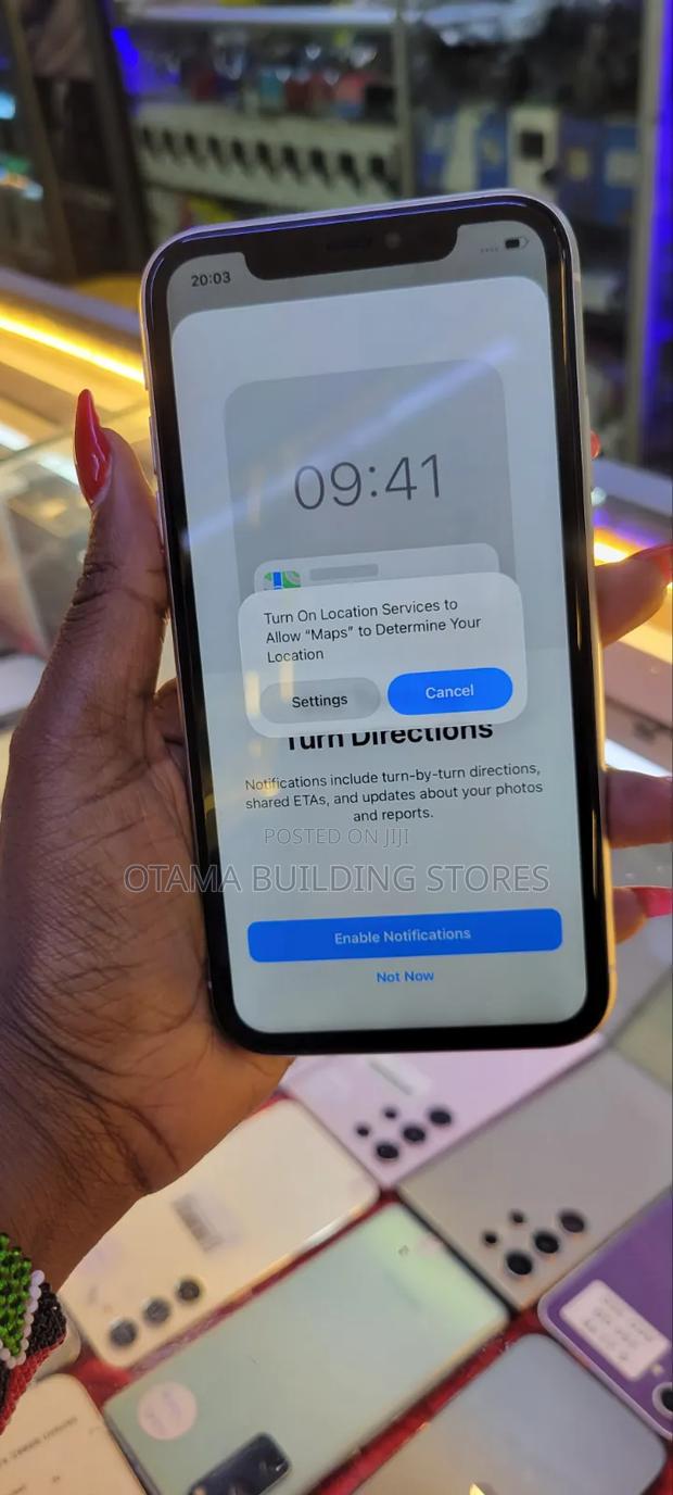 Apple iPhone 11 128 GB White - thumbnail 2