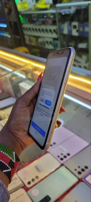 Apple iPhone 11 128 GB White