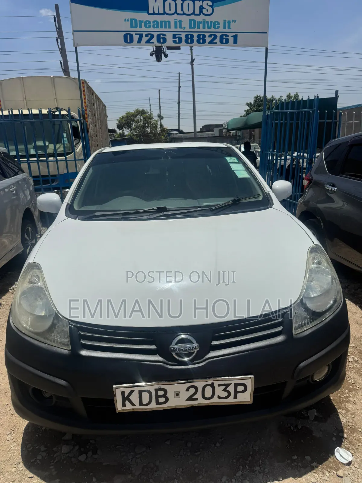Nissan Advan 2014 White