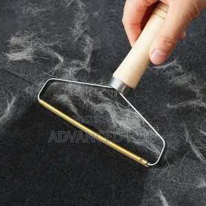 Wooden Handle Fabric and Clothes Lint Remover