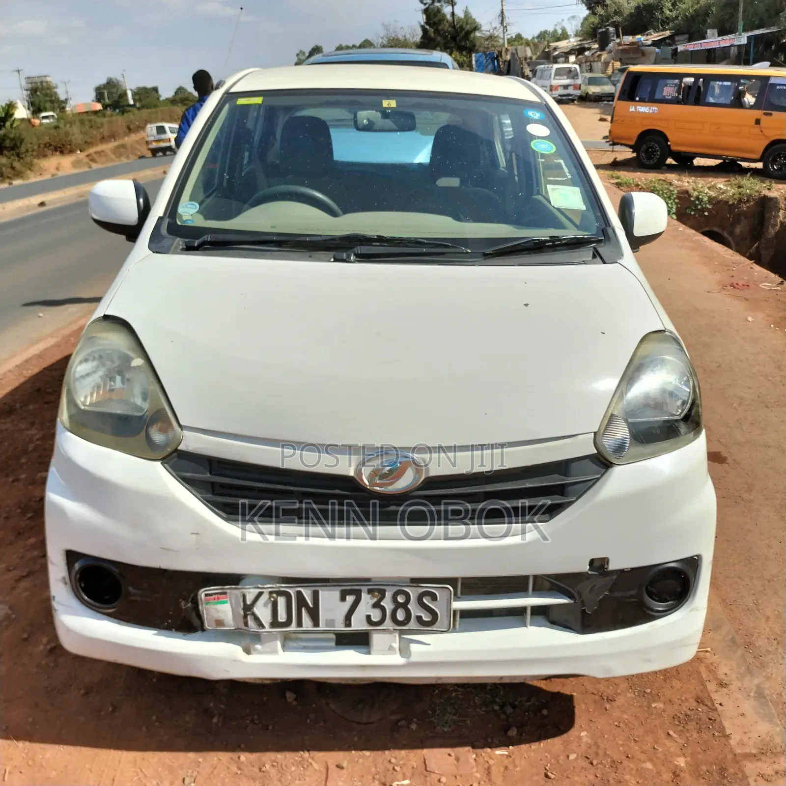 Daihatsu Mira 2016 White