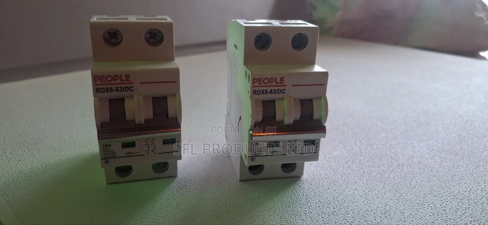 32A DC Solar Circuit Breaker