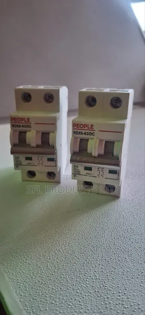 32A DC Solar Circuit Breaker