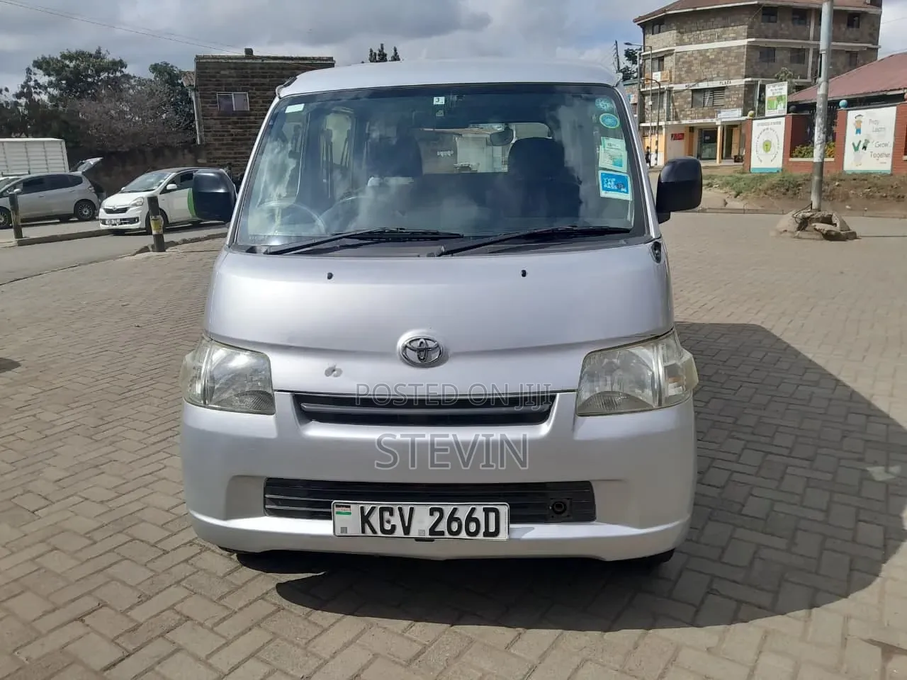 Toyota TownAce 2012 Silver