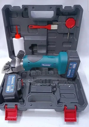 Makita Cordless Livestock/Sheep Clipper Machine 198v