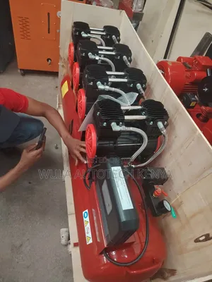 High Thermal Efficiency Heavy 200l Silent Compressor Machine Sunshine