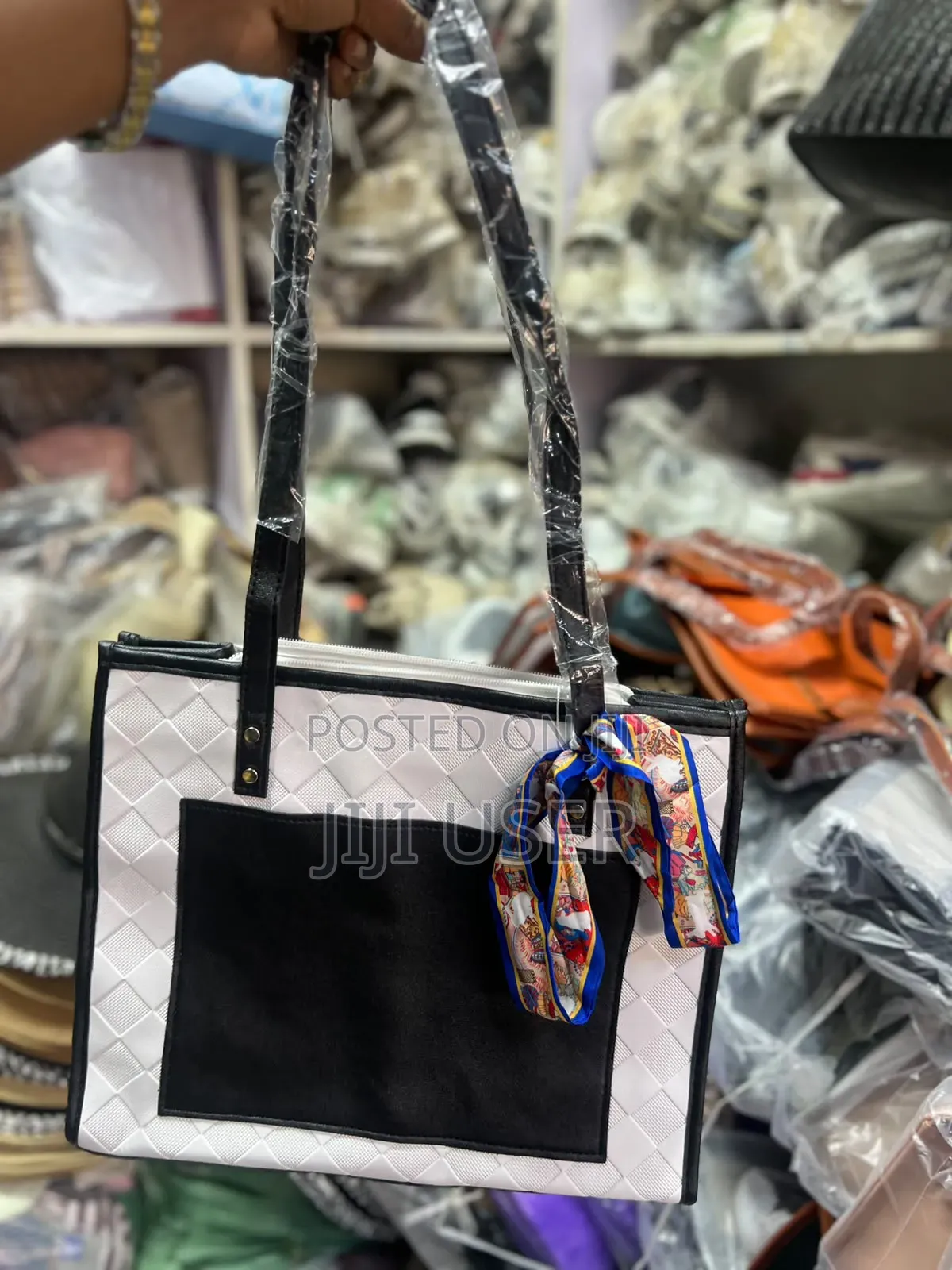 Partitioned Tote Bags