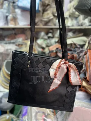 Partitioned Tote Bags