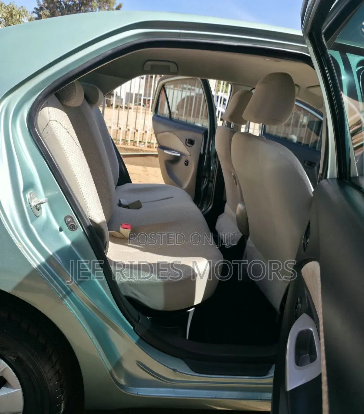 Toyota Belta 2008 Silver