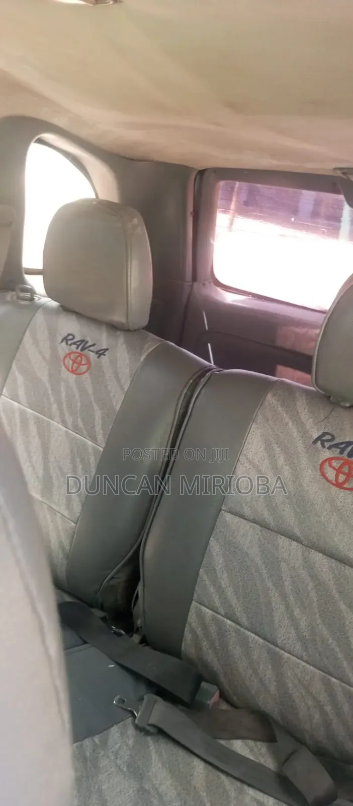 Toyota RAV4 Automatic 2000 Black