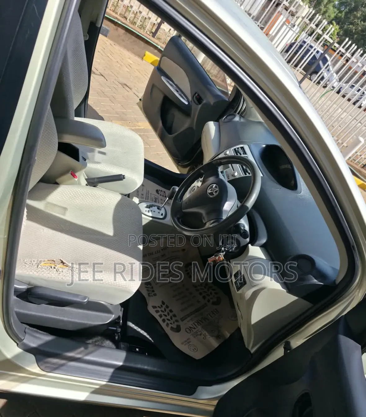 Toyota Belta 2008 Gold