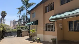 3bdrm Bungalow in Kilimani, Hurlingham for rent