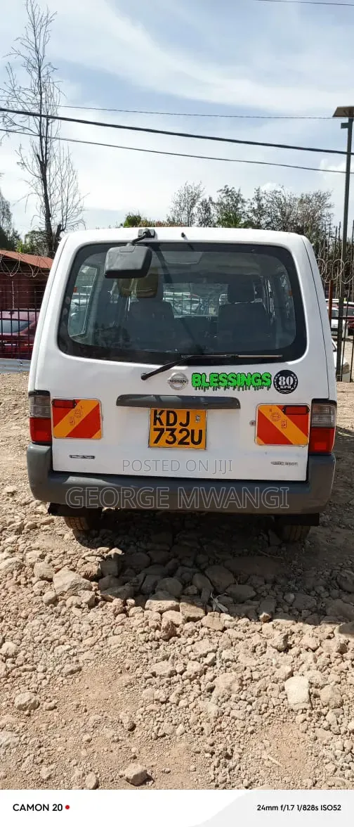Nissan Vanette 2015 White