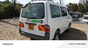 Nissan Vanette 2015 White