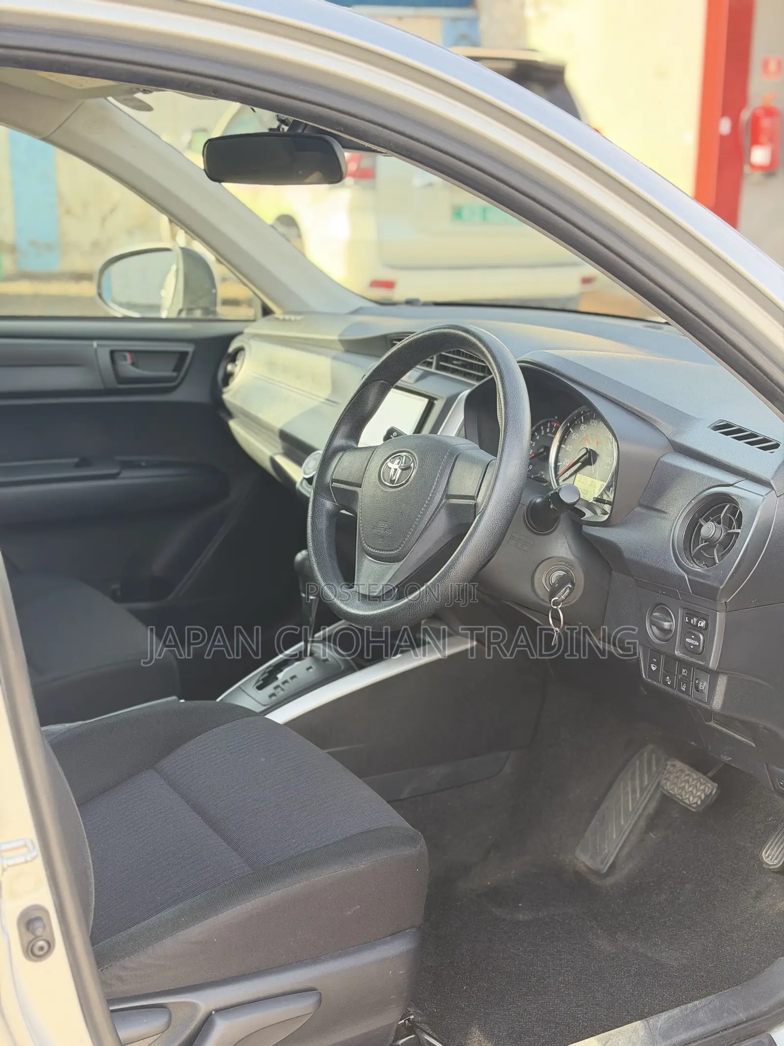 Toyota Corolla Fielder 1.5 Petrol FWD 2019 Silver