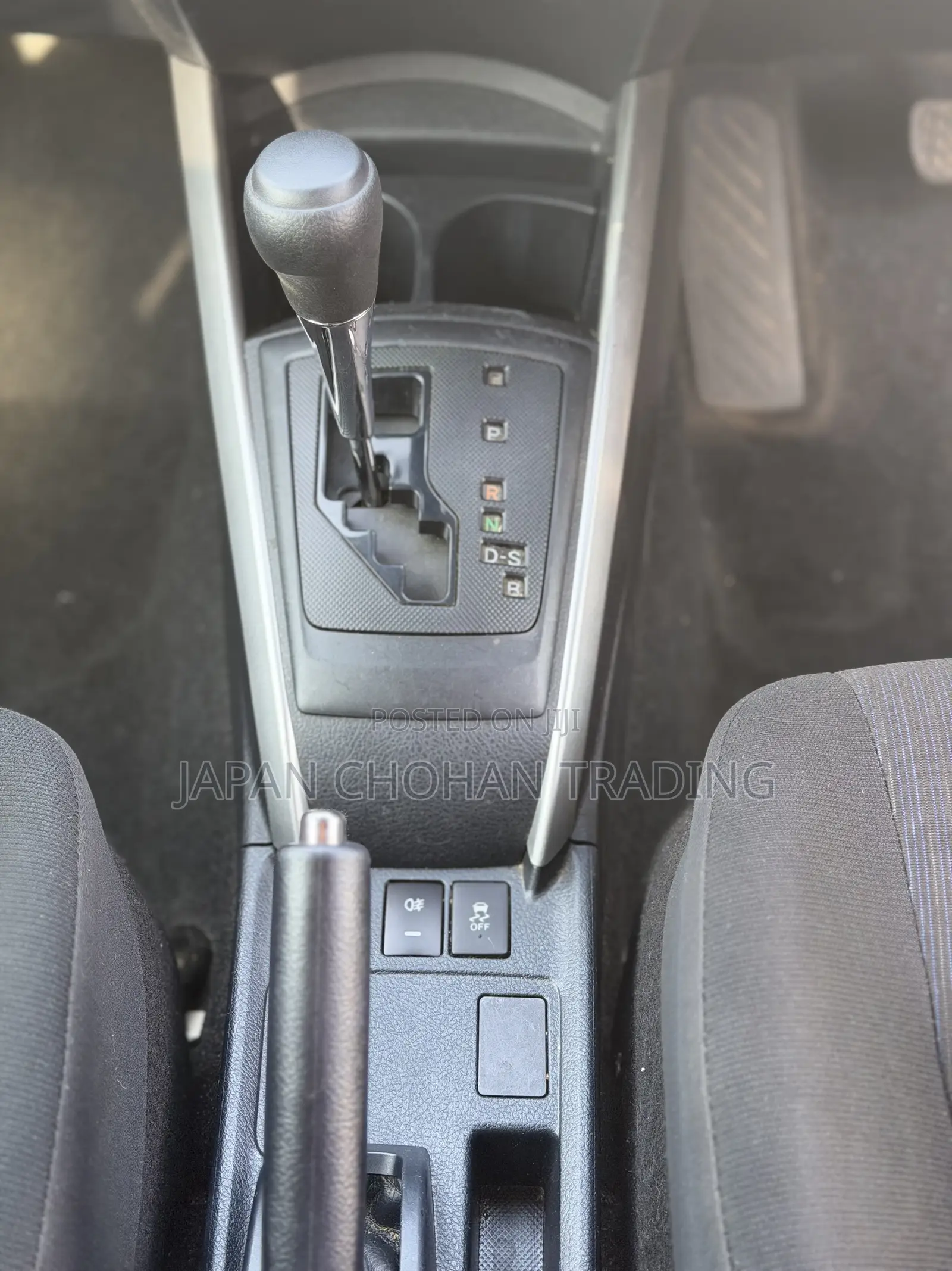 Toyota Corolla Fielder 1.5 Petrol FWD 2019 Silver