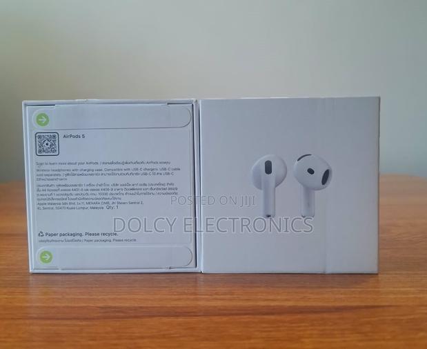 Apple Airpods 5 Wireless Earphone - main view