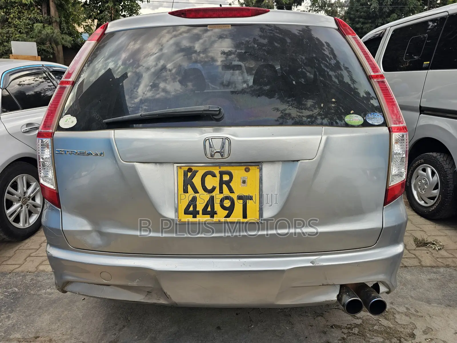 Honda Stream 2010 Silver