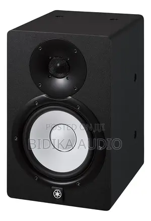 Yamaha HS7I Studio Monitor With Mounting