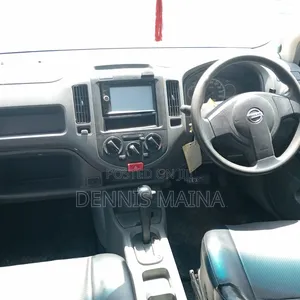 Nissan Advan 2014 Silver