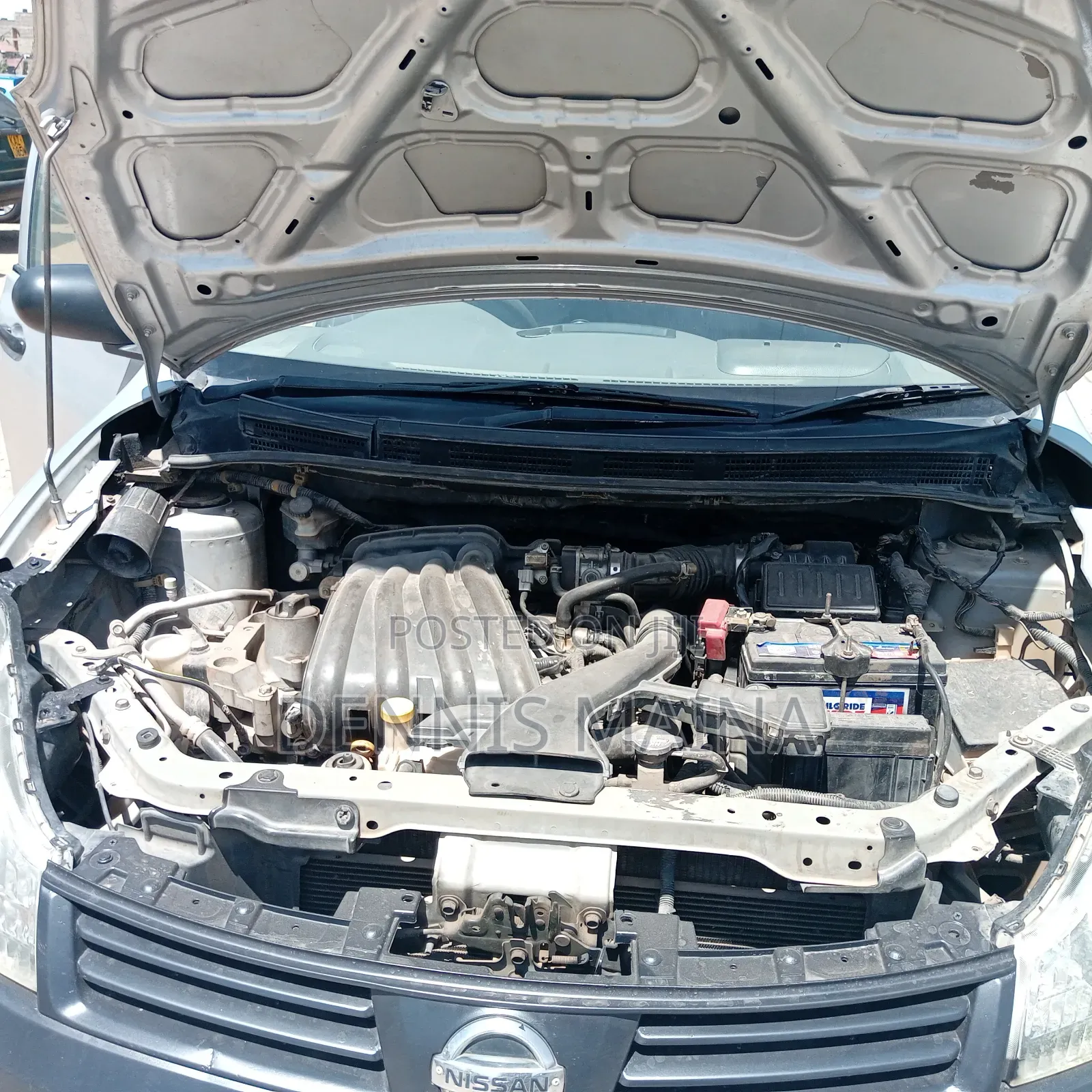 Nissan Advan 2014 Silver