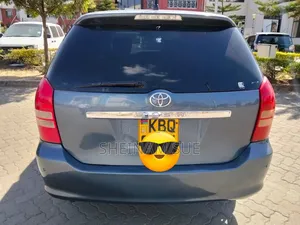 Toyota Wish 2005 Gray