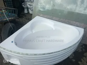 Bathtub Corner (1400 by 1400)