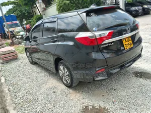 Honda Fit Shuttle 2017 Black