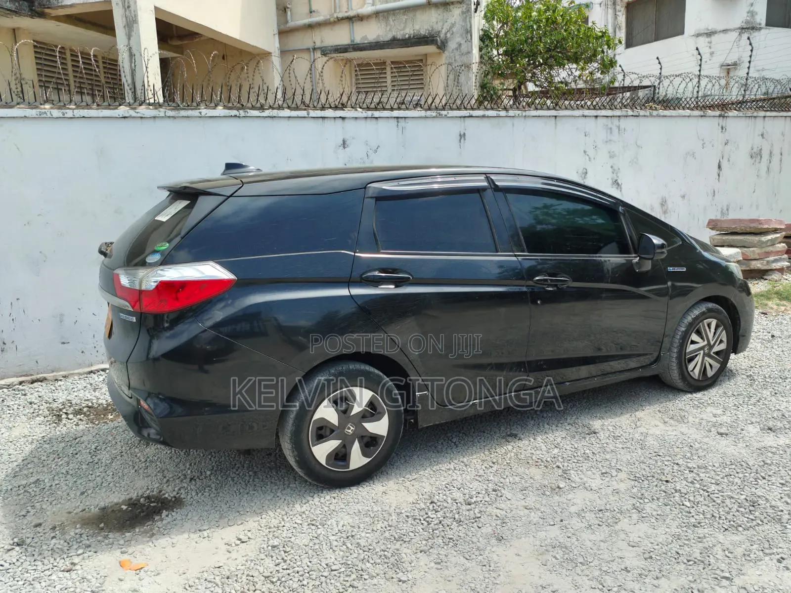 Honda Fit Shuttle 2017 Black