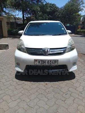 Toyota ISIS 1.8 L 2WD 2014 White