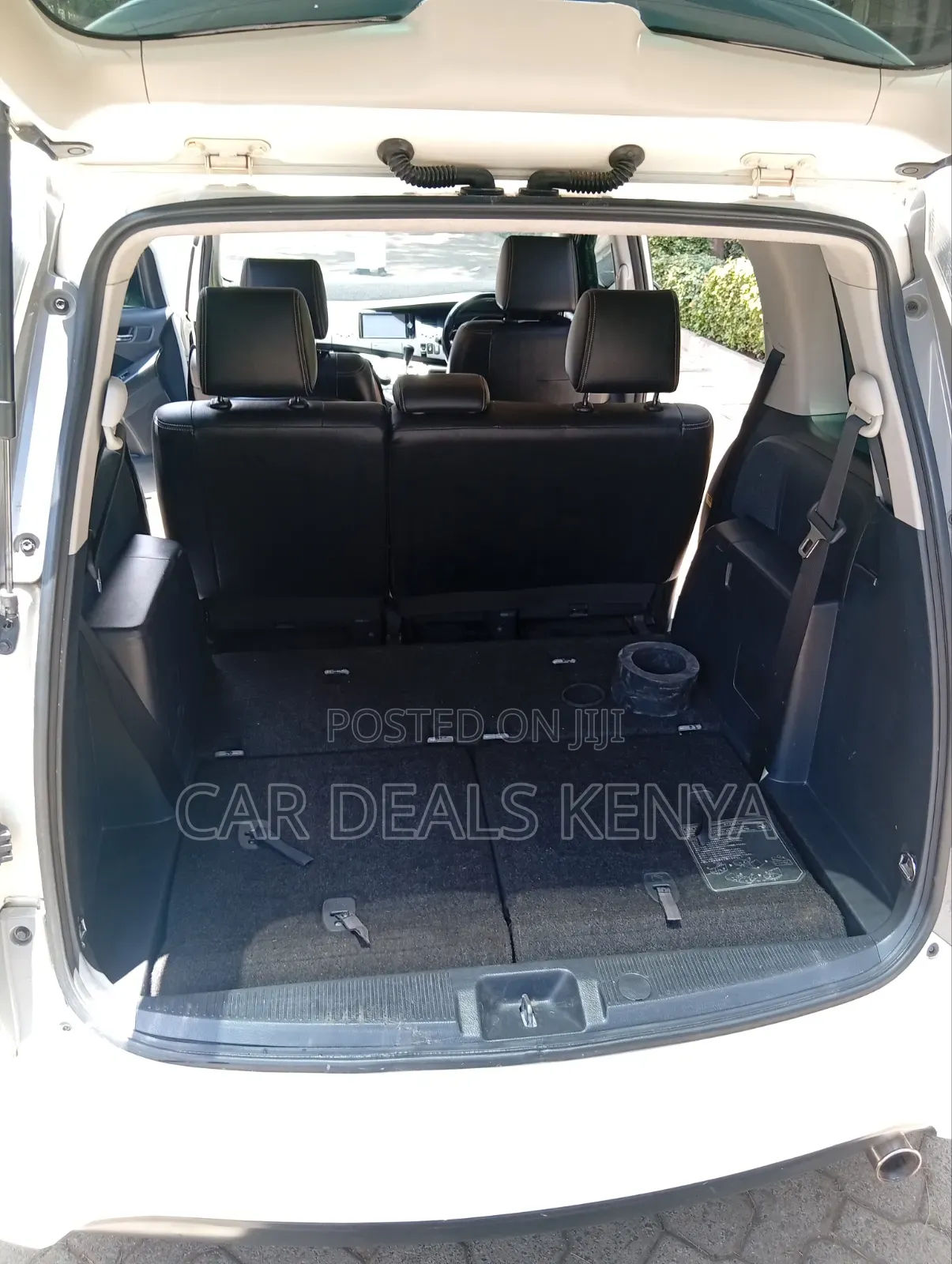 Toyota ISIS 1.8 L 2WD 2014 White