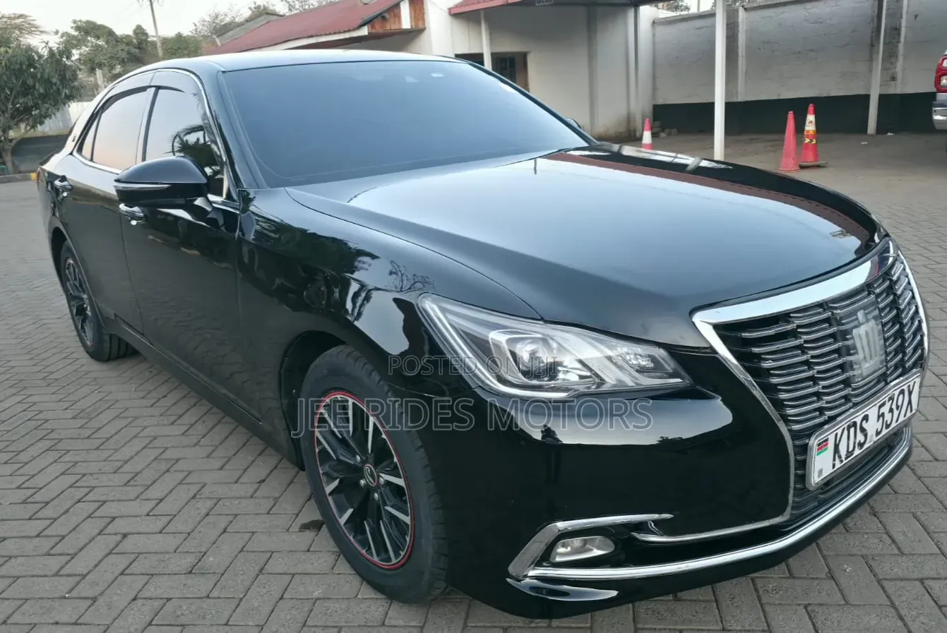 Toyota Crown 2016 Matt Black
