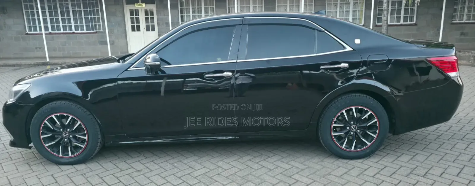 Toyota Crown 2016 Matt Black