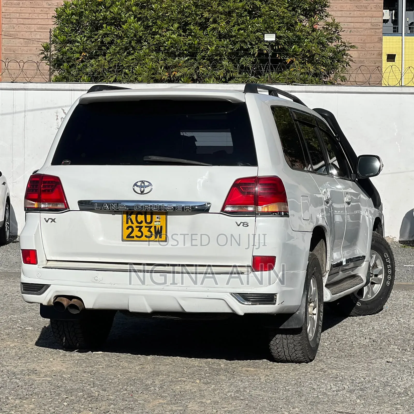 Toyota Land Cruiser 2012 White