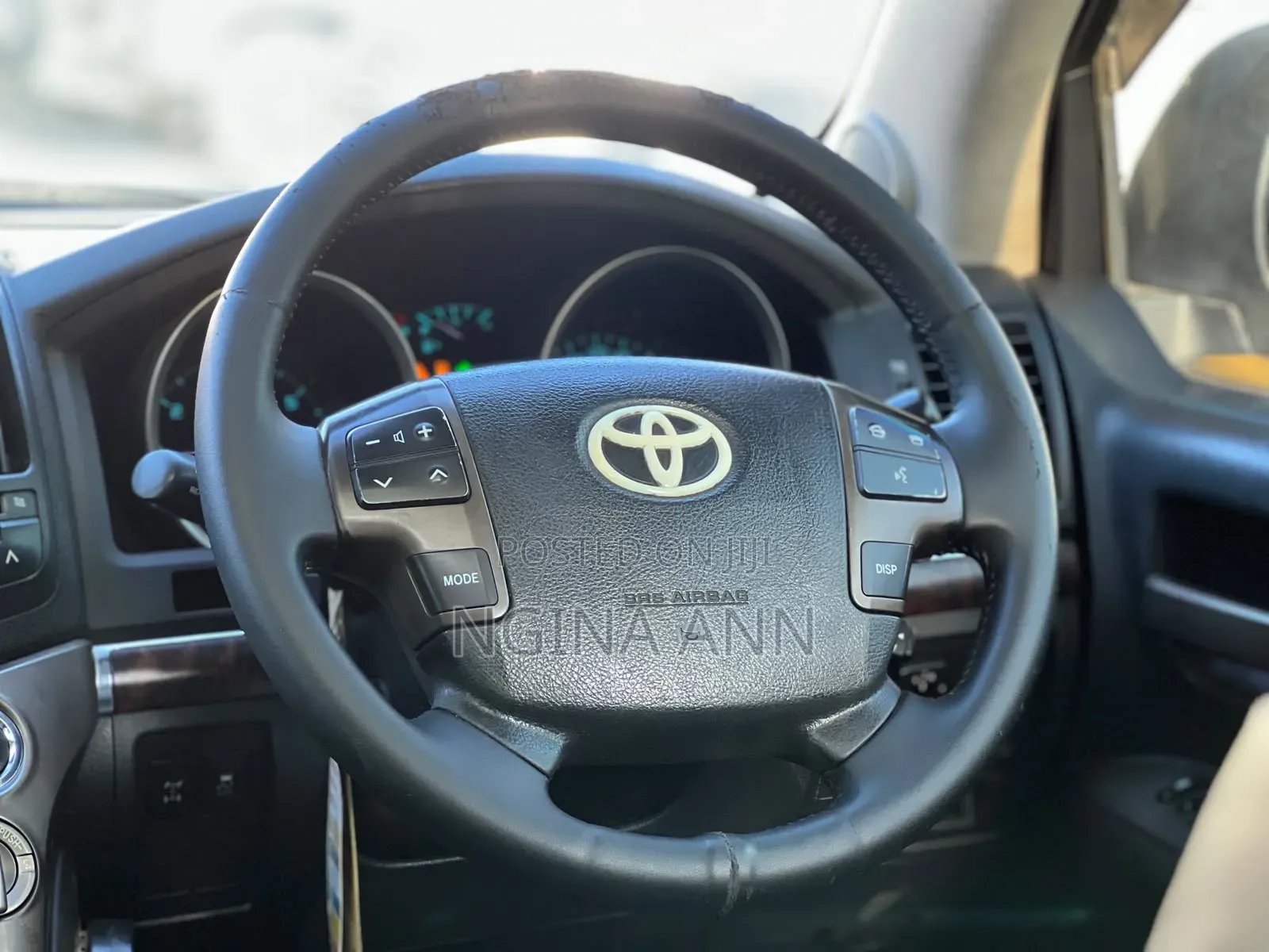 Toyota Land Cruiser 2012 White