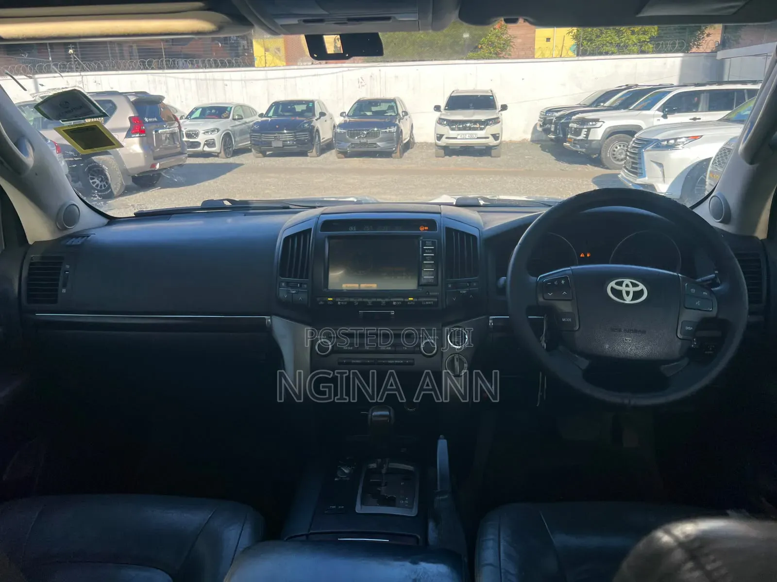 Toyota Land Cruiser 2012 White