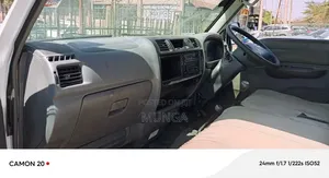 Nissan Vanette 2015 White