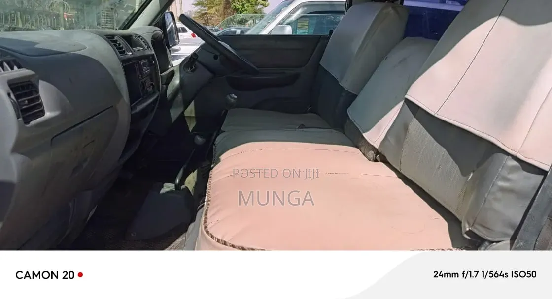 Nissan Vanette 2015 White